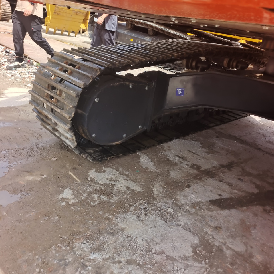 DOOSAN DX225LCA - Ekskavator perayap: gambar 4 DOOSAN DX225LCA - Ekskavator perayap: gambar 4