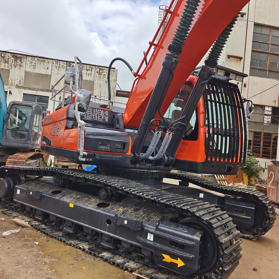 Ekskavator perayap DOOSAN DX340 LCA: gambar 6