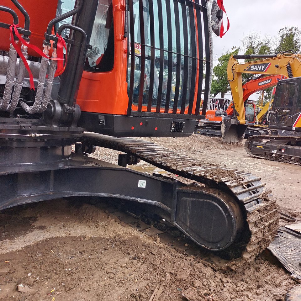 Ekskavator perayap DOOSAN DX340LC-9C DX340LCA: gambar 6