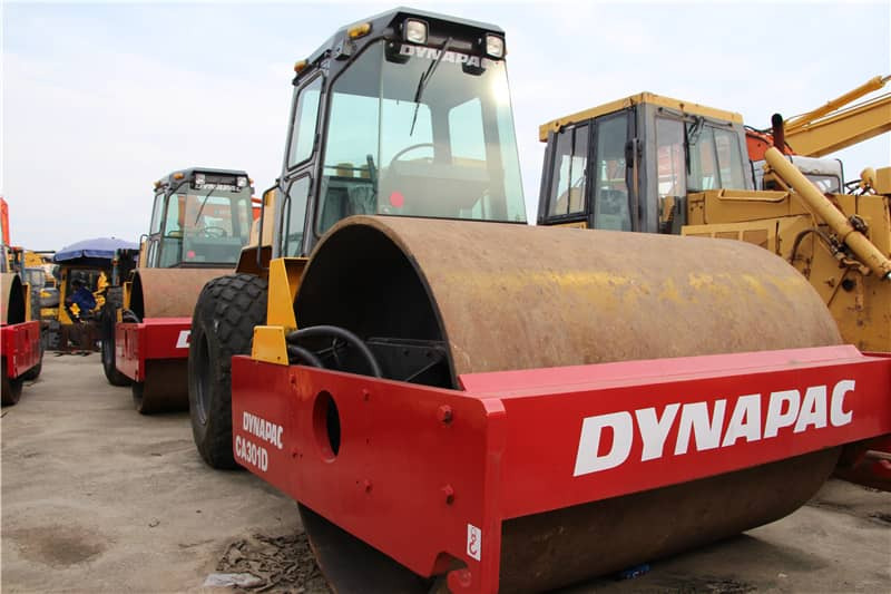 DYNAPAC CA301D - Roller jalan: gambar 1 DYNAPAC CA301D - Roller jalan: gambar 1