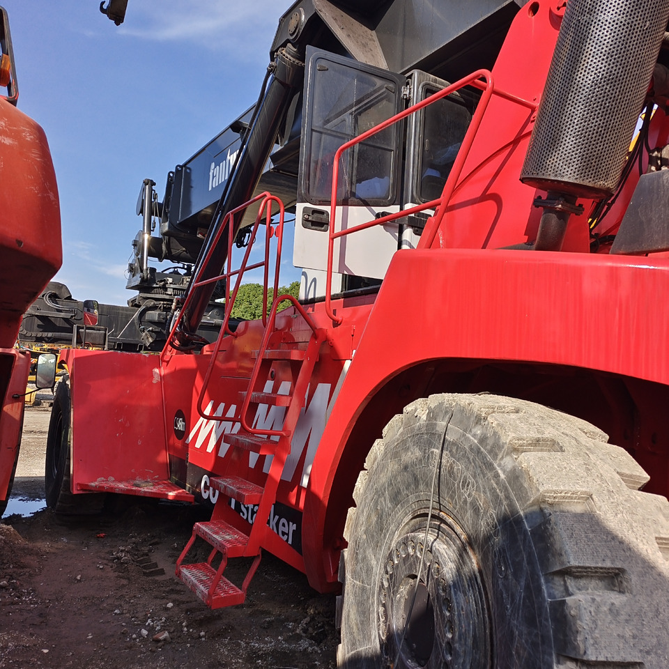 FANTUZZI CS 45 KMHD 45 TON CONTAINER REACH CRANE - Penumpuk jangkauan: gambar 3 FANTUZZI CS 45 KMHD 45 TON CONTAINER REACH CRANE - Penumpuk jangkauan: gambar 3