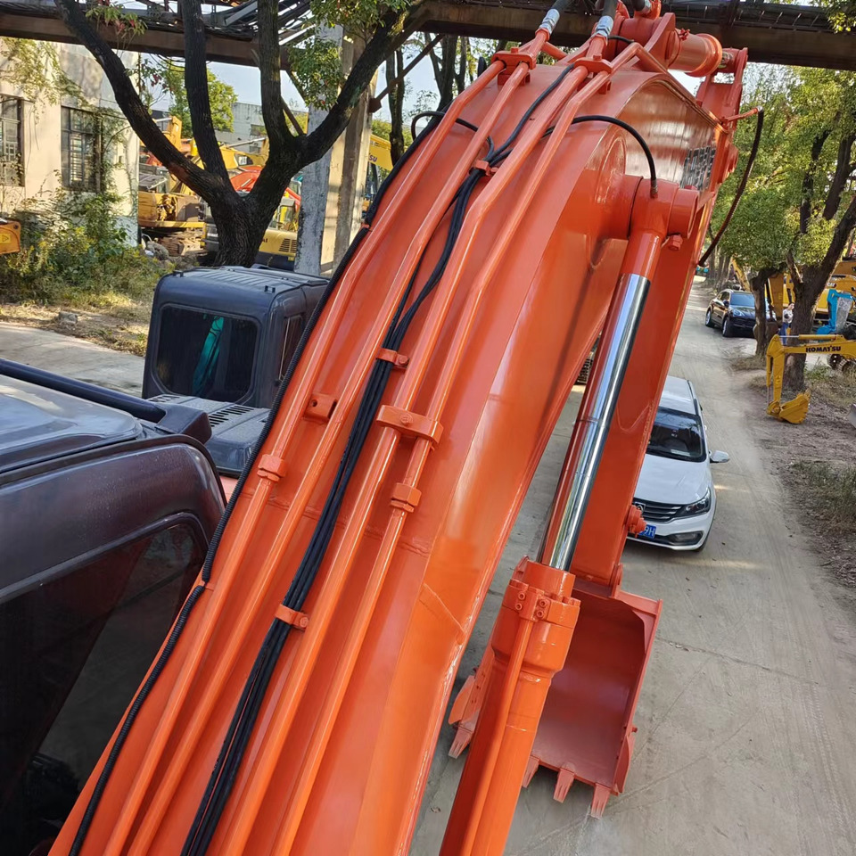 HITACHI ZX200-3 ZAXIS 200-3G - Ekskavator perayap: gambar 2 HITACHI ZX200-3 ZAXIS 200-3G - Ekskavator perayap: gambar 2