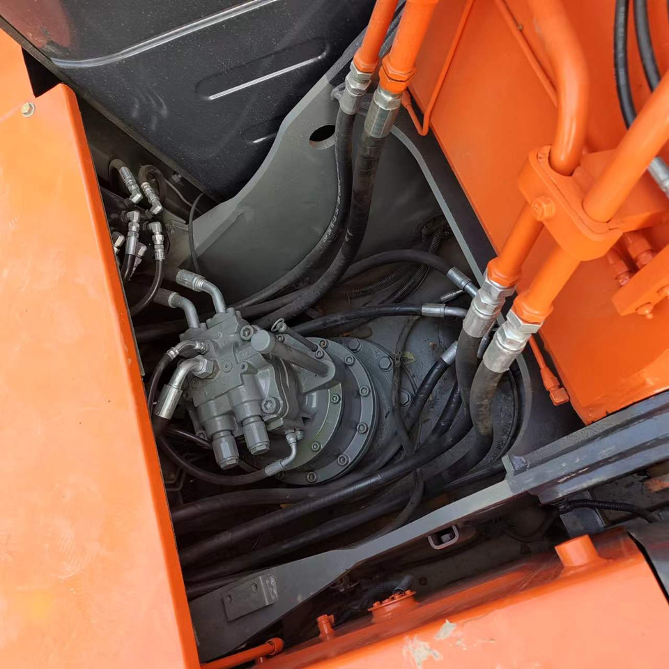 HITACHI ZX200 Hitachi ZAXIS 200 - Ekskavator perayap: gambar 4 HITACHI ZX200 Hitachi ZAXIS 200 - Ekskavator perayap: gambar 4