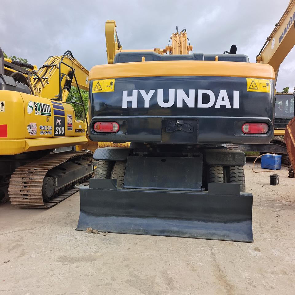 HYUNDAI 210W-9T 210W-9S - Ekskavator roda: gambar 3 HYUNDAI 210W-9T 210W-9S - Ekskavator roda: gambar 3