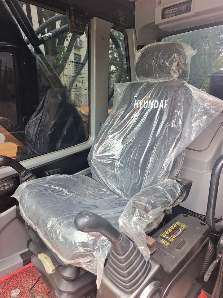 HYUNDAI 220-9S - Ekskavator perayap: gambar 3 HYUNDAI 220-9S - Ekskavator perayap: gambar 3