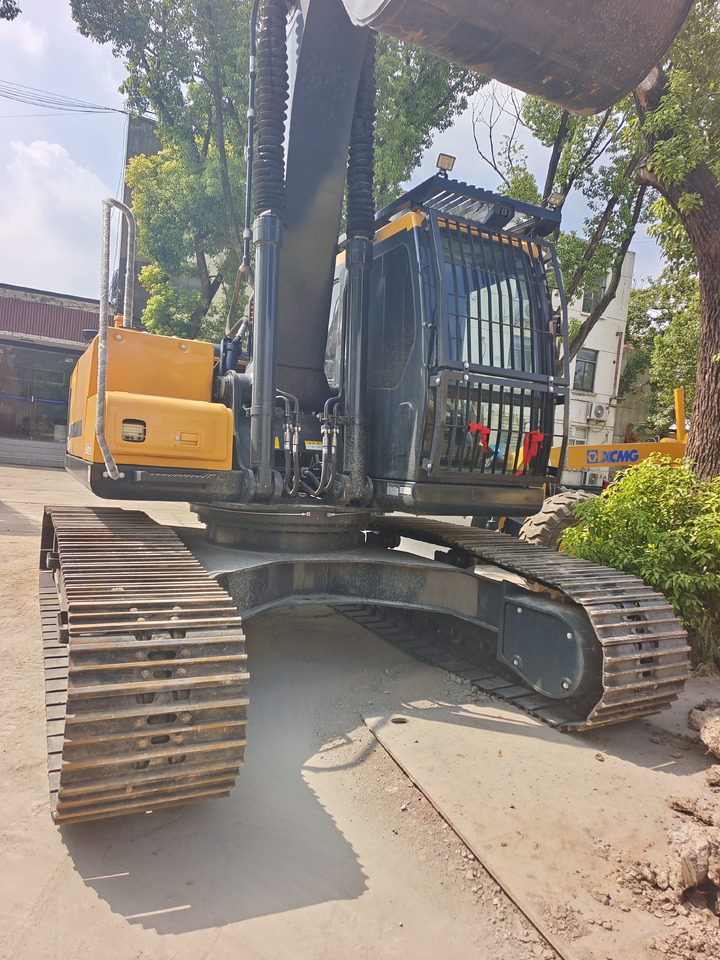 HYUNDAI 220 WITH 4 CAMERAS REVIEW REVERSE HX220HD HX225HD 220LC-9S - Ekskavator perayap: gambar 5 HYUNDAI 220 WITH 4 CAMERAS REVIEW REVERSE HX220HD HX225HD 220LC-9S - Ekskavator perayap: gambar 5