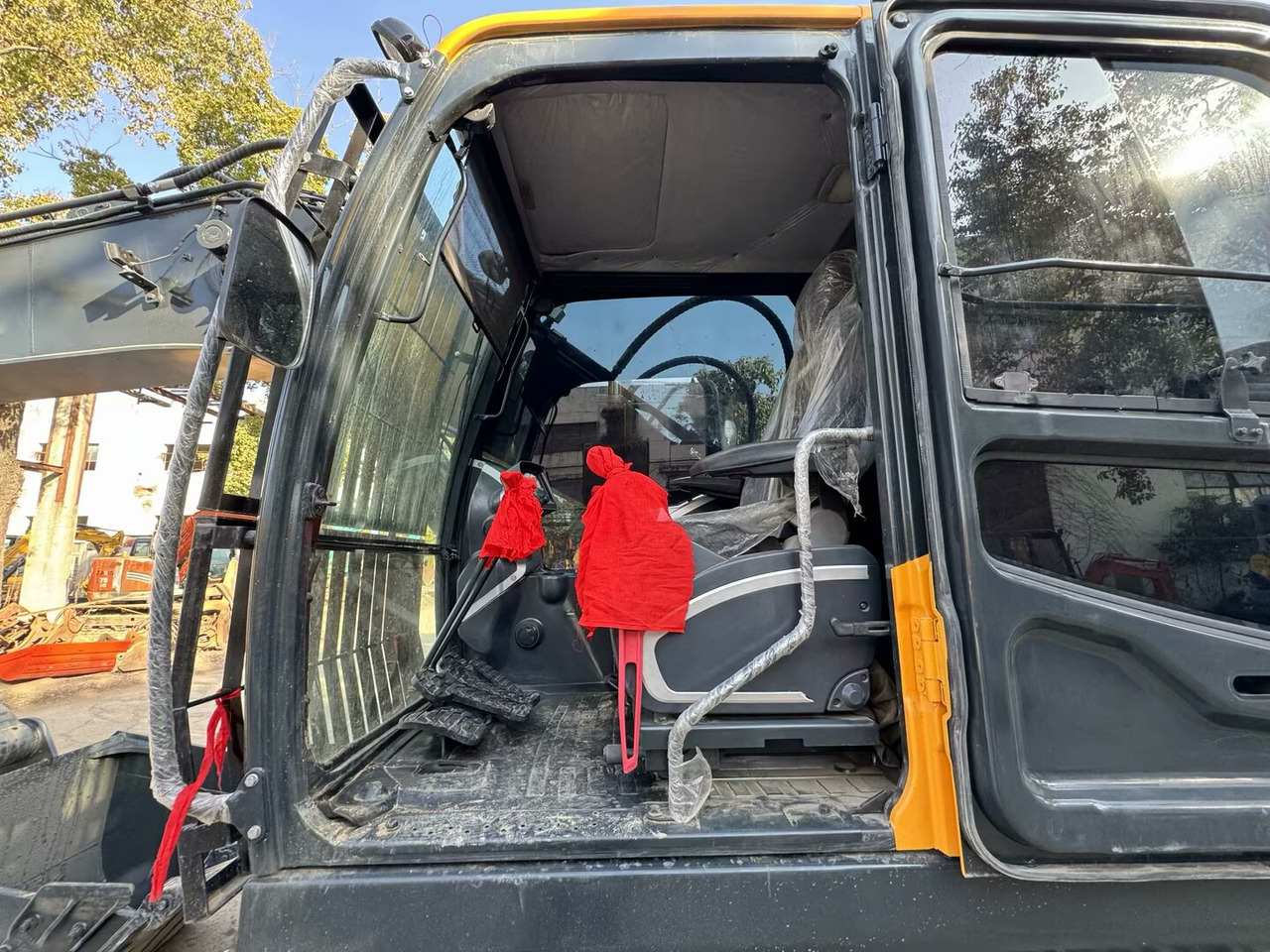 HYUNDAI 220LC-9S HX220HD HX225HD - Ekskavator perayap: gambar 2 HYUNDAI 220LC-9S HX220HD HX225HD - Ekskavator perayap: gambar 2