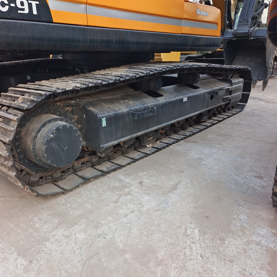 HYUNDAI 305LC-9T - Ekskavator perayap: gambar 3 HYUNDAI 305LC-9T - Ekskavator perayap: gambar 3