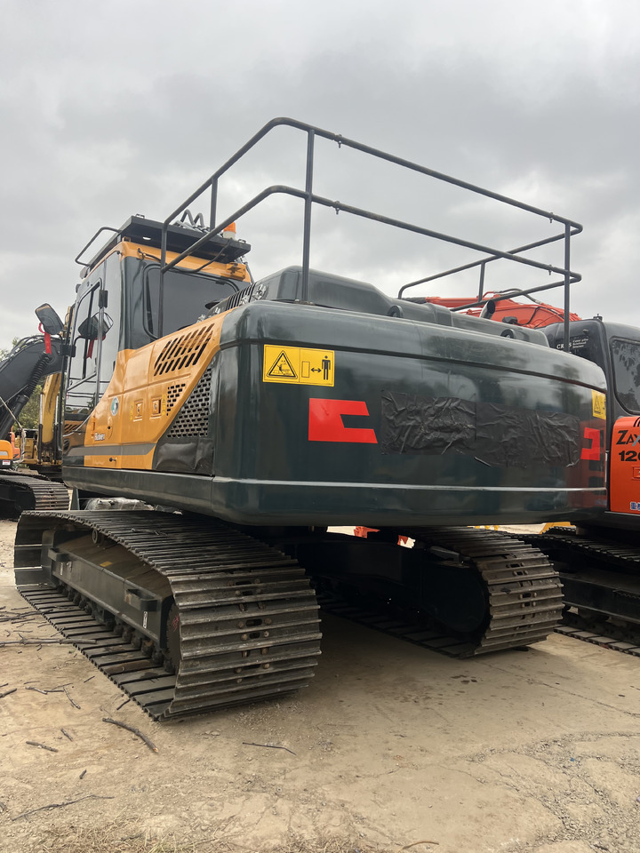 HYUNDAI HX220HD BROADEN TRACK SHOES - Ekskavator perayap: gambar 3 HYUNDAI HX220HD BROADEN TRACK SHOES - Ekskavator perayap: gambar 3