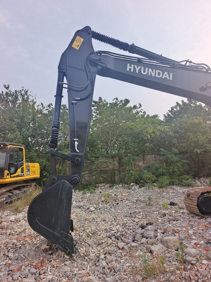 HYUNDAI HX225HD - Ekskavator perayap: gambar 3 HYUNDAI HX225HD - Ekskavator perayap: gambar 3