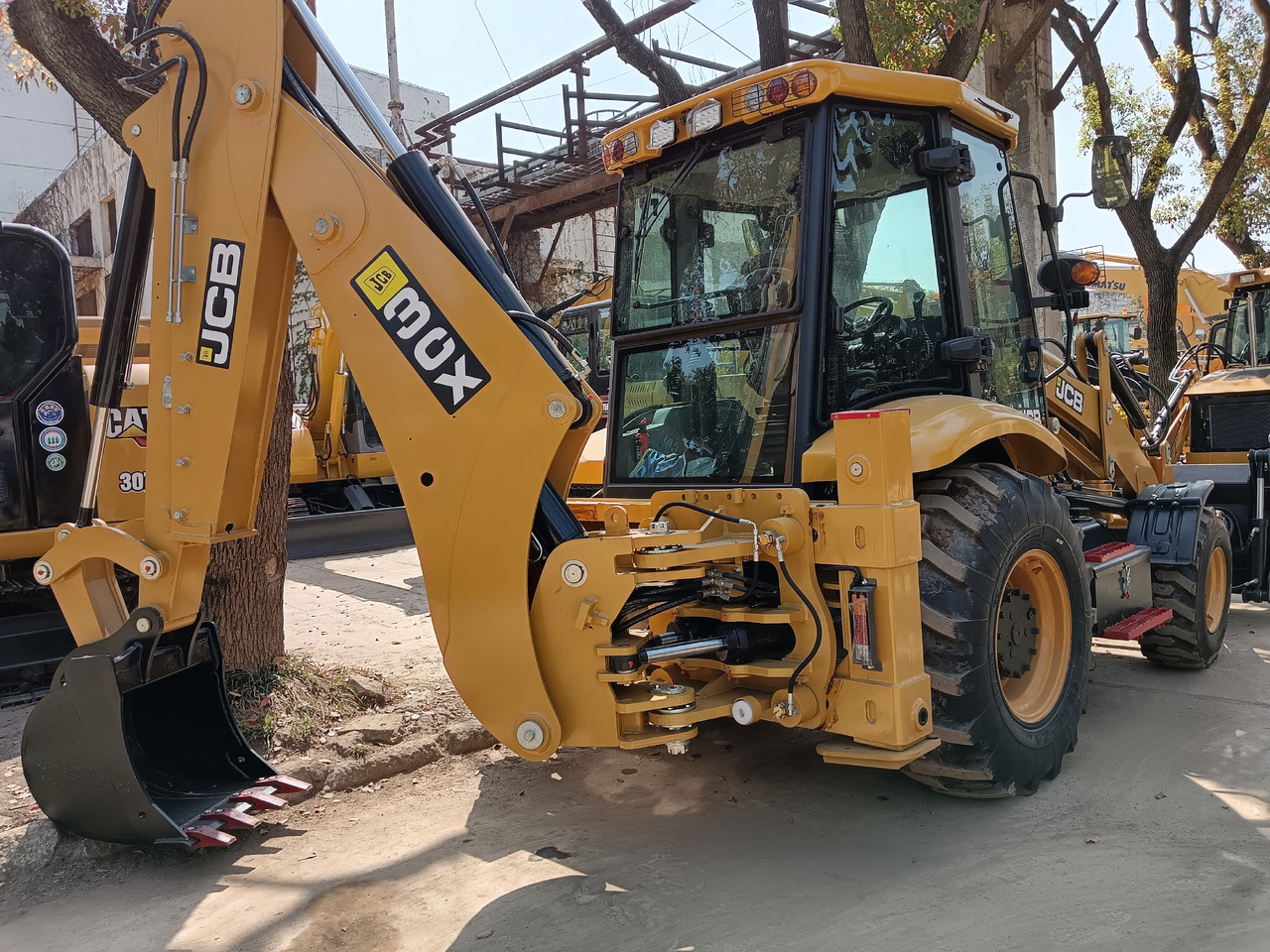 JCB 3 C X - Backhoe loader: gambar 1 JCB 3 C X - Backhoe loader: gambar 1