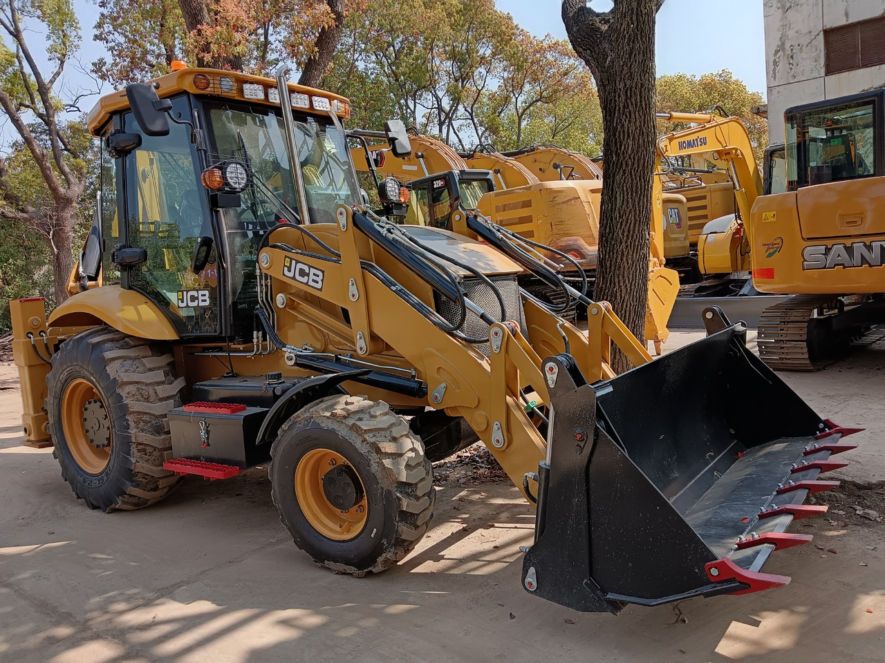 JCB 3CX BRAND NEW - Backhoe loader: gambar 4 JCB 3CX BRAND NEW - Backhoe loader: gambar 4