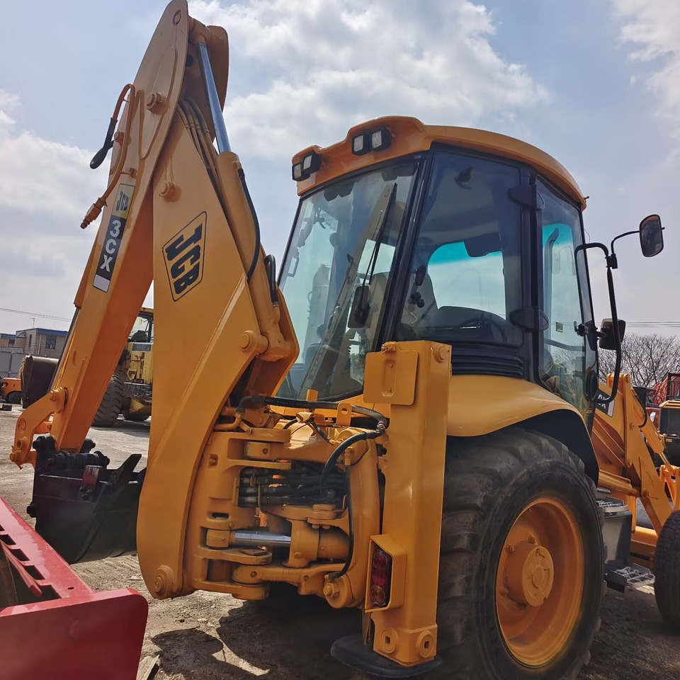 JCB 3CX MADE IN UK - Backhoe loader: gambar 2 JCB 3CX MADE IN UK - Backhoe loader: gambar 2