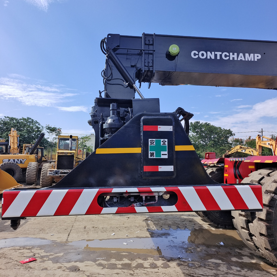KALMAR DRF 450 - Penumpuk jangkauan: gambar 2 KALMAR DRF 450 - Penumpuk jangkauan: gambar 2