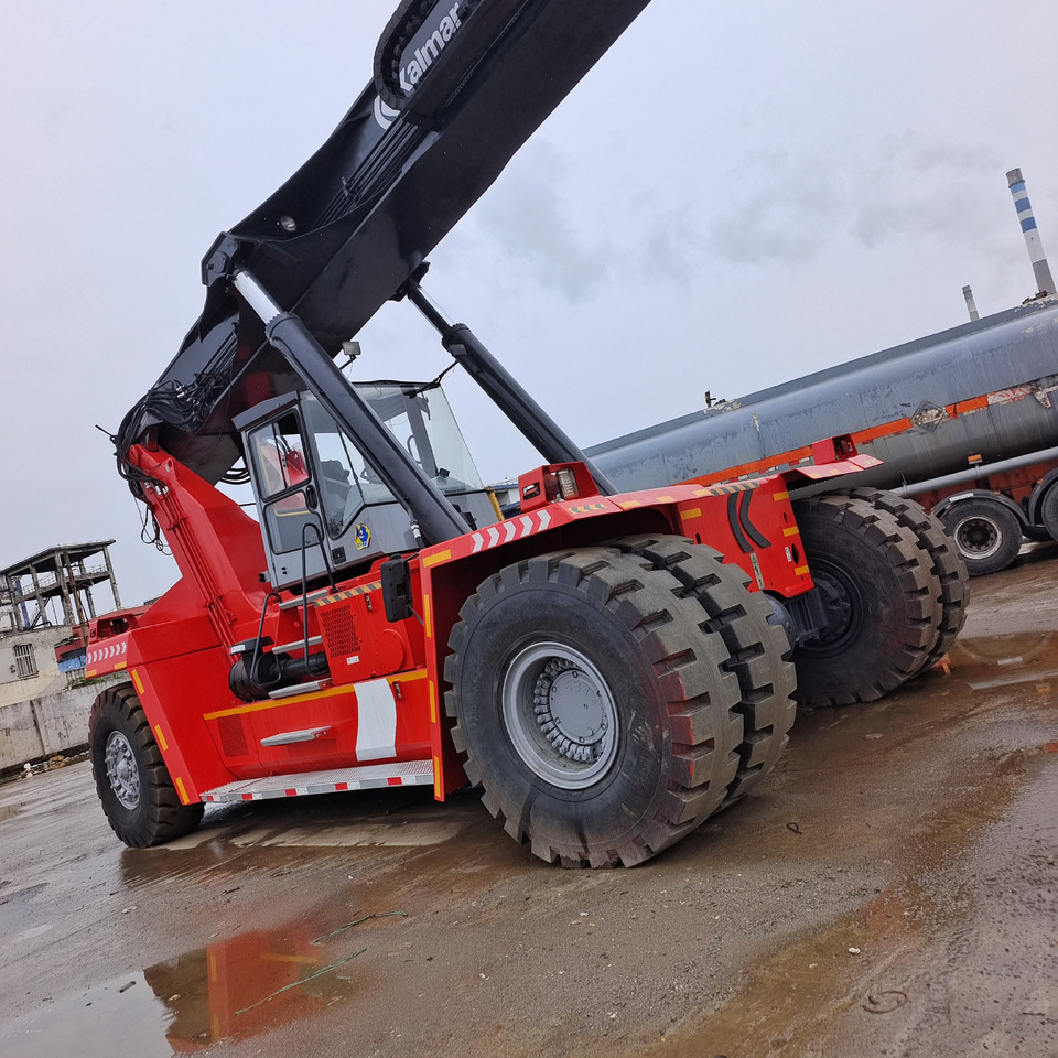 KALMAR DRF450 - Penumpuk jangkauan: gambar 4 KALMAR DRF450 - Penumpuk jangkauan: gambar 4