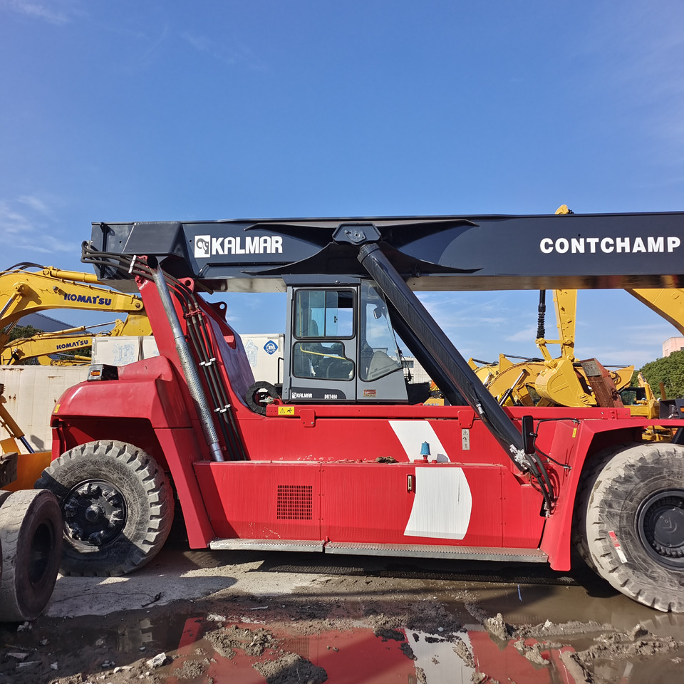 KALMAR DRT450 45 TON DRF 450 DRU450 DRD 450 - Penumpuk jangkauan: gambar 1 KALMAR DRT450 45 TON DRF 450 DRU450 DRD 450 - Penumpuk jangkauan: gambar 1