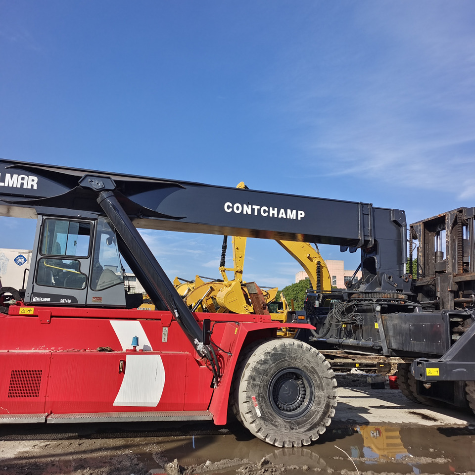 KALMAR DRT450 - Penumpuk jangkauan: gambar 2 KALMAR DRT450 - Penumpuk jangkauan: gambar 2