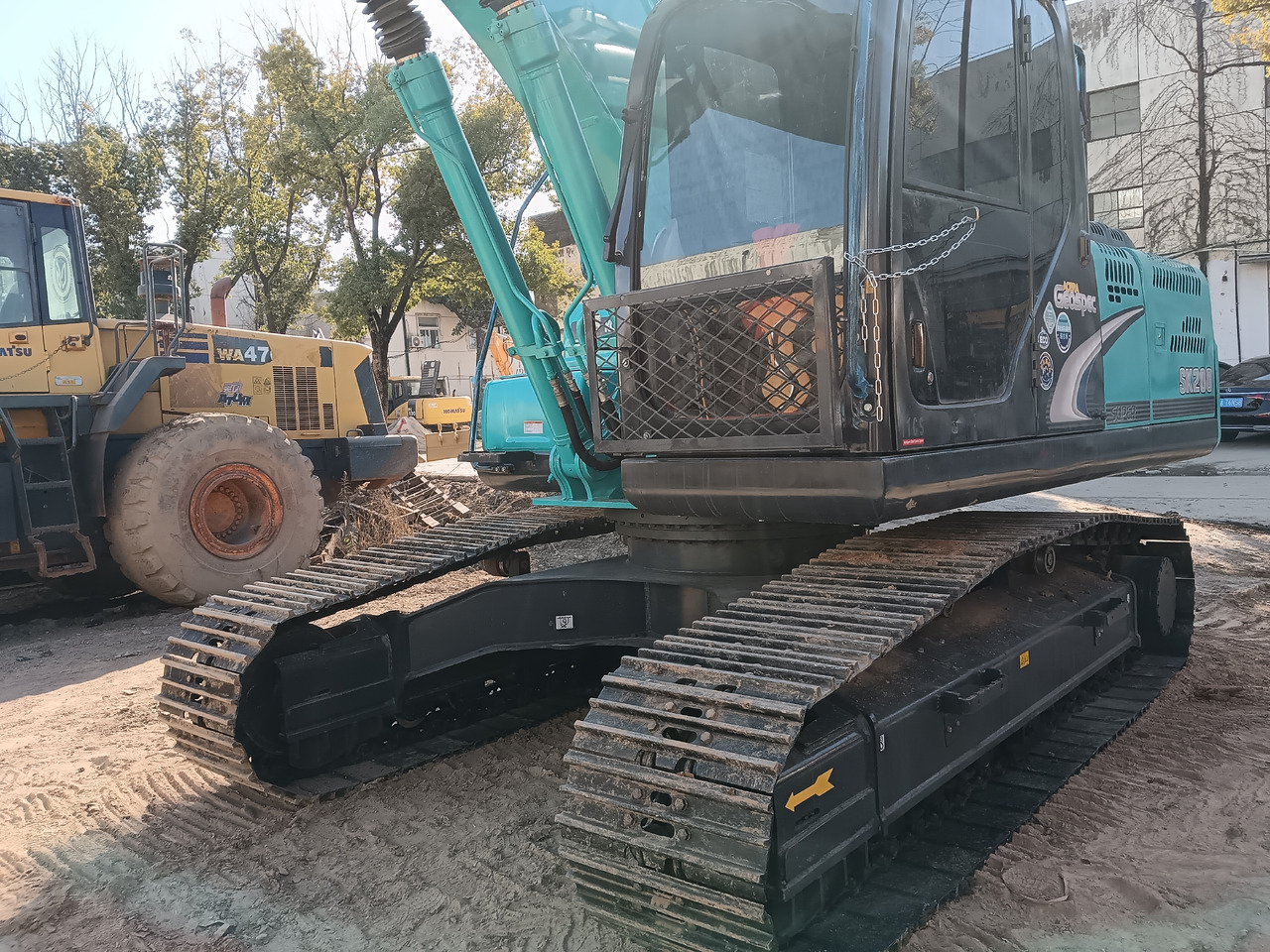 KOBELCO SK200-8 - Ekskavator perayap: gambar 3 KOBELCO SK200-8 - Ekskavator perayap: gambar 3