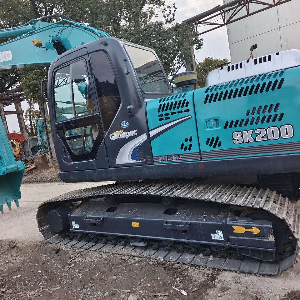 KOBELCO SK200-8 SK210LC SK260D - Ekskavator perayap: gambar 5 KOBELCO SK200-8 SK210LC SK260D - Ekskavator perayap: gambar 5