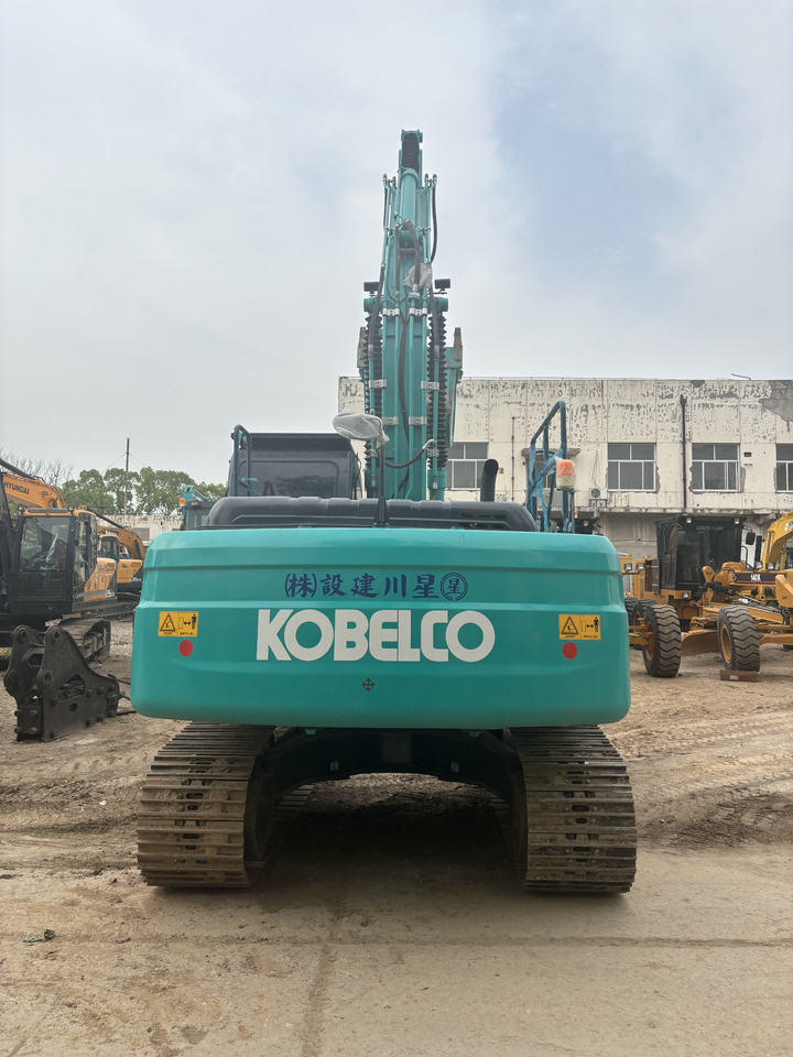 KOBELCO SK210LC - Ekskavator perayap: gambar 4 KOBELCO SK210LC - Ekskavator perayap: gambar 4