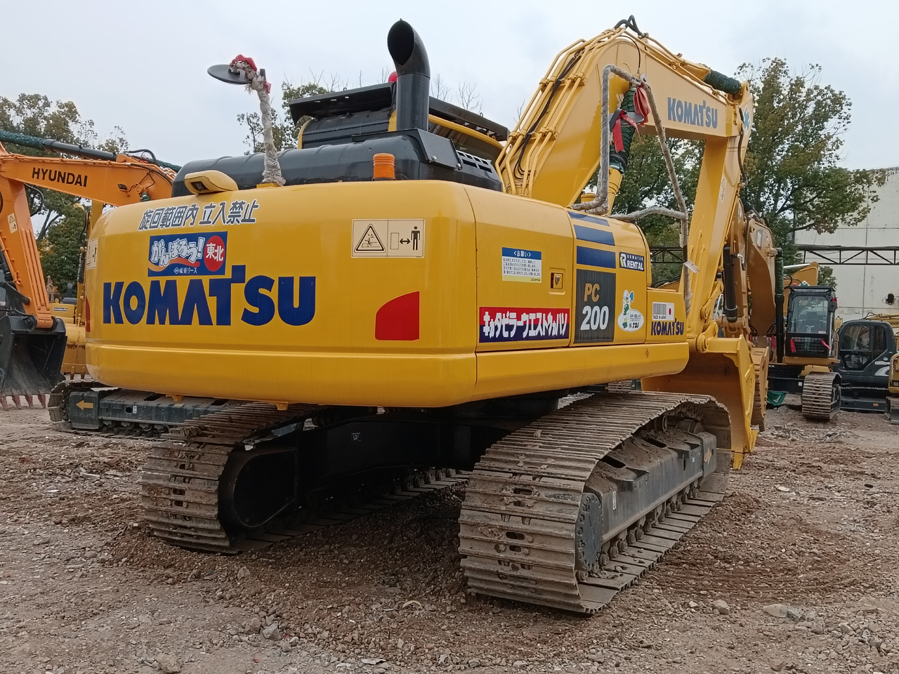 KOMATSU PC200-8 N1 - Ekskavator perayap: gambar 5 KOMATSU PC200-8 N1 - Ekskavator perayap: gambar 5