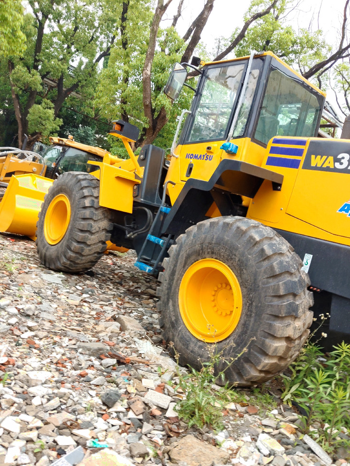 KOMATSU WA320-5 - Wheel loader: gambar 3 KOMATSU WA320-5 - Wheel loader: gambar 3