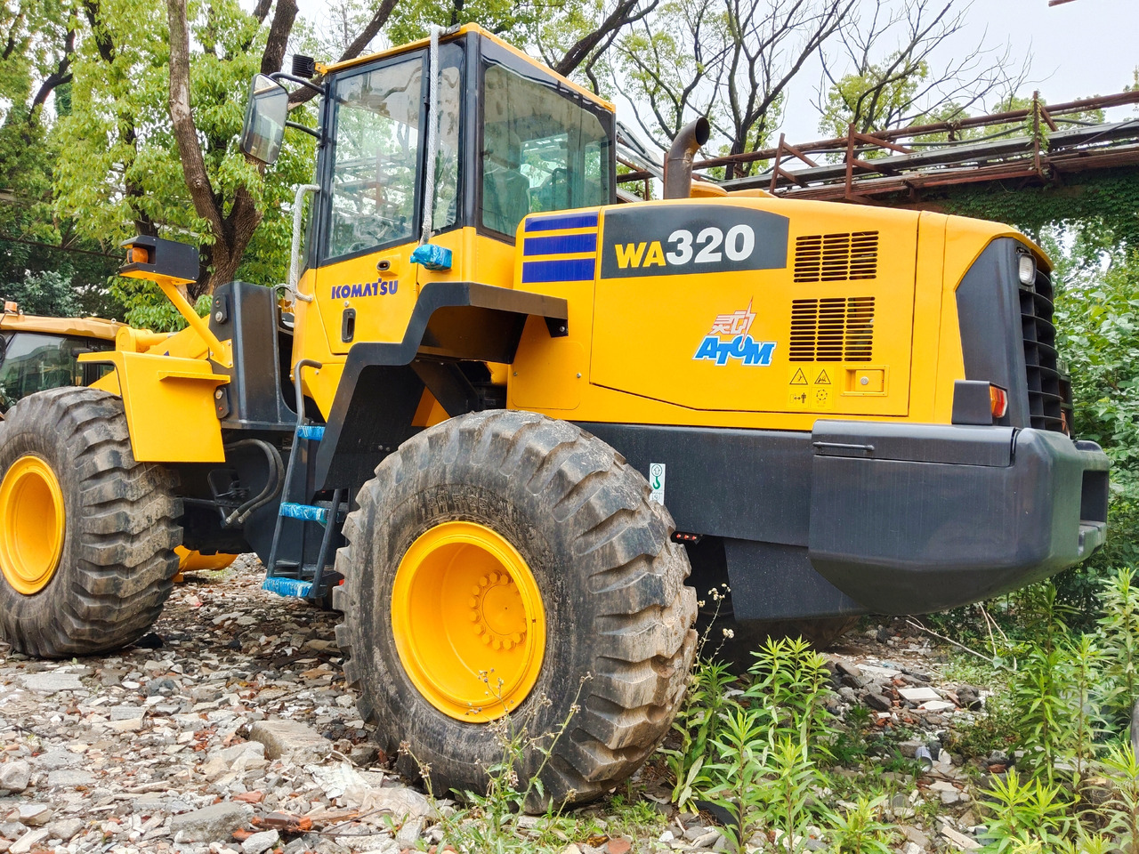 KOMATSU WA320-5 - Wheel loader: gambar 4 KOMATSU WA320-5 - Wheel loader: gambar 4