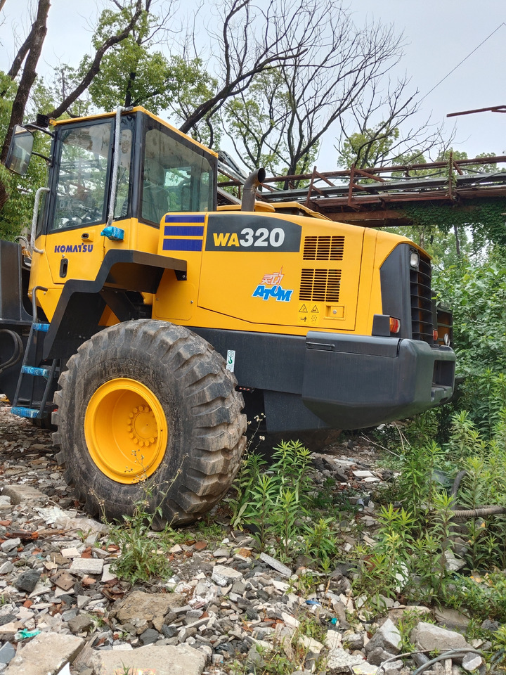 KOMATSU WA320 - Wheel loader: gambar 3 KOMATSU WA320 - Wheel loader: gambar 3