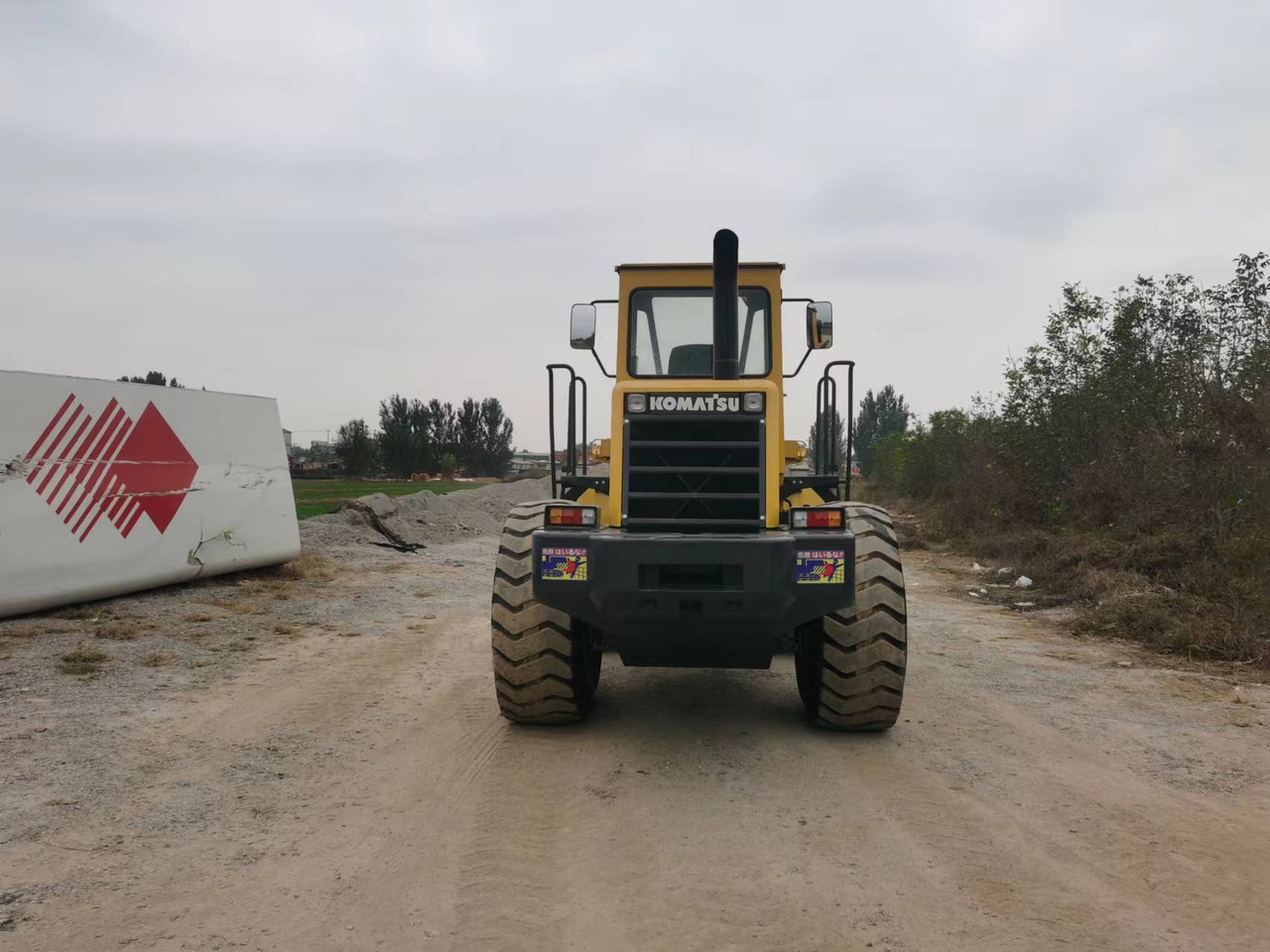 Wheel loader KOMATSU WA380: gambar 8 Wheel loader KOMATSU WA380: gambar 8