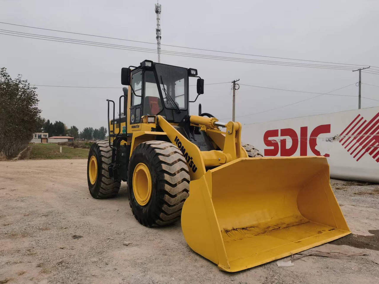 Wheel loader KOMATSU WA380: gambar 11 Wheel loader KOMATSU WA380: gambar 11