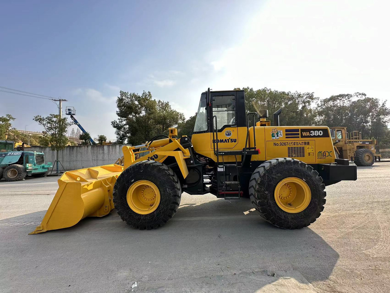 KOMATSU WA380 - Wheel loader: gambar 2 KOMATSU WA380 - Wheel loader: gambar 2