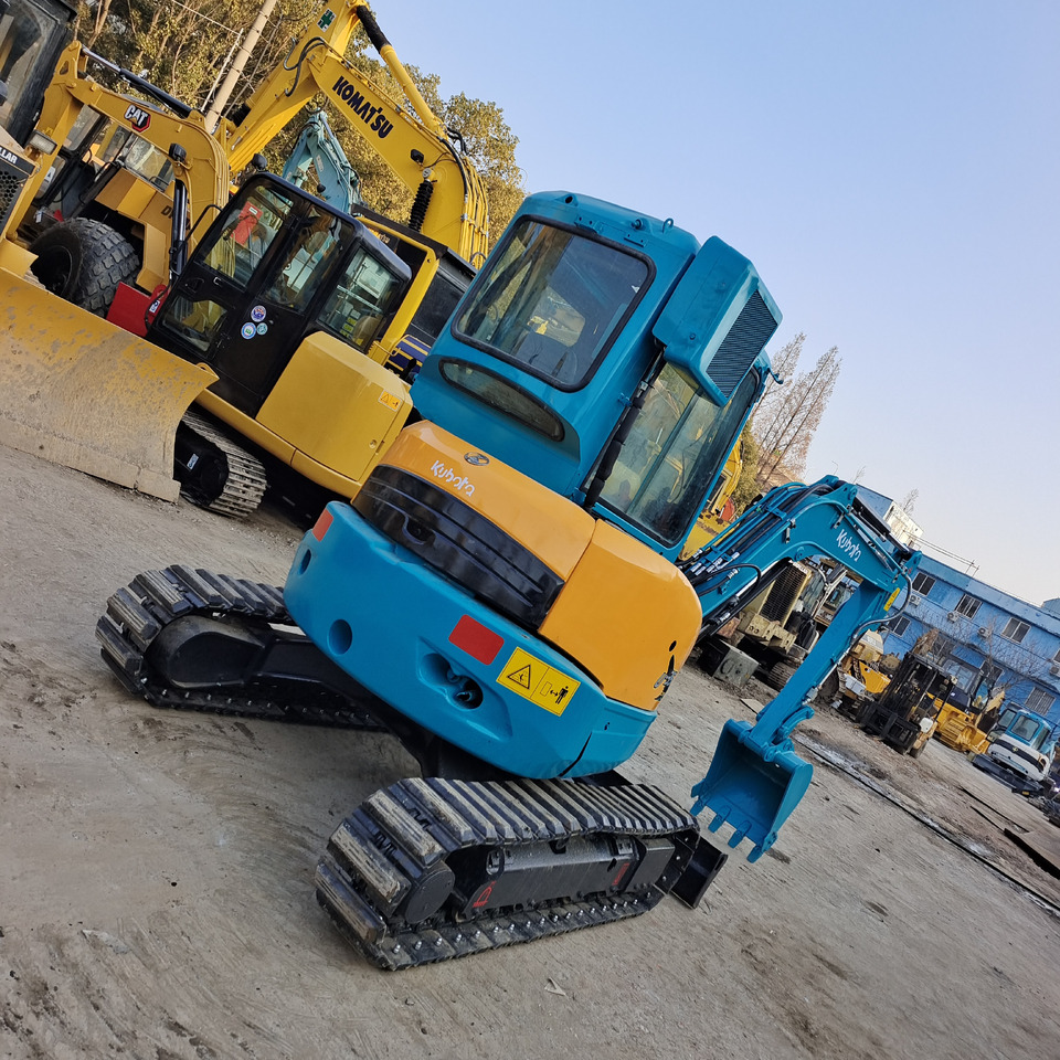 KUBOTA U35 - Ekskavator mini: gambar 1 KUBOTA U35 - Ekskavator mini: gambar 1