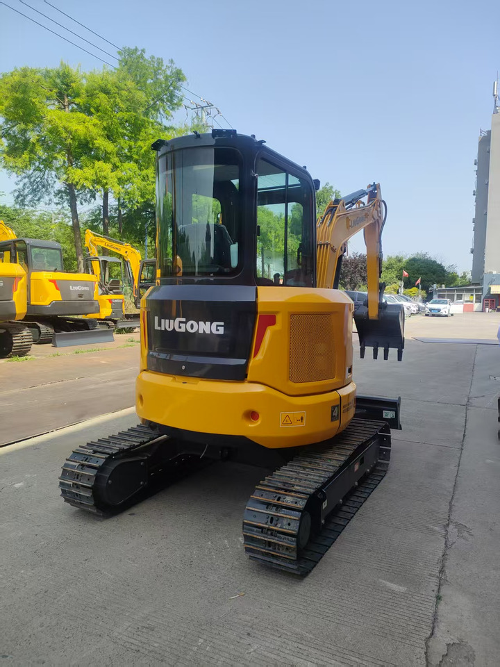 LIUGONG 9035F ZTSG4 BRAND NEW 3.8 TON 3 TON 4 TON MINI DIGGER - Ekskavator mini: gambar 3 LIUGONG 9035F ZTSG4 BRAND NEW 3.8 TON 3 TON 4 TON MINI DIGGER - Ekskavator mini: gambar 3