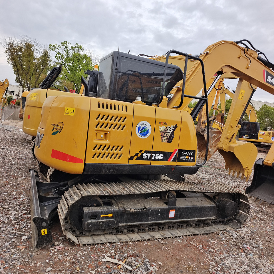 SANY 75C - Ekskavator mini: gambar 1 SANY 75C - Ekskavator mini: gambar 1