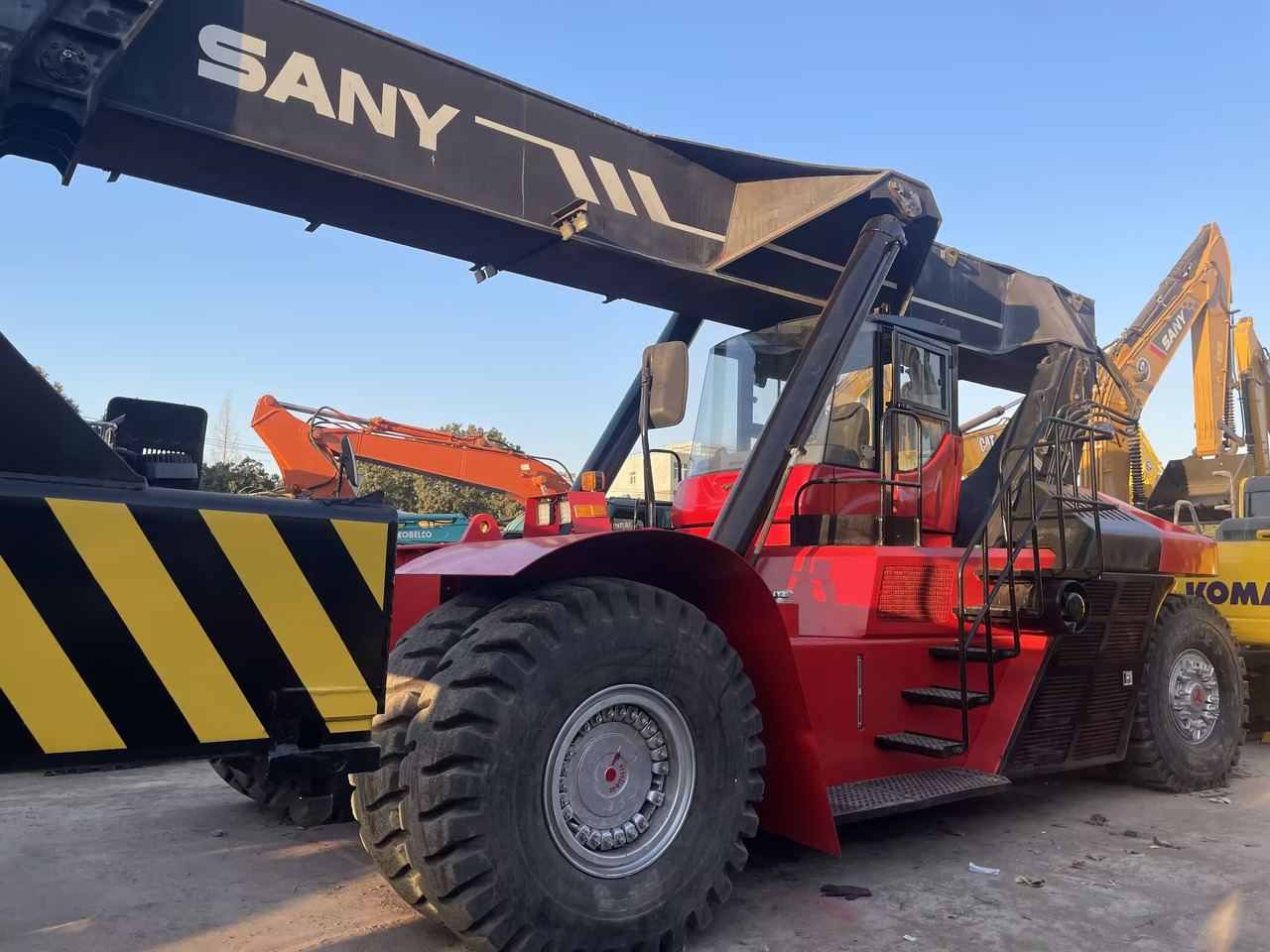 SANY SRSC45C30 45 TON CAPACITY - Penumpuk jangkauan: gambar 2 SANY SRSC45C30 45 TON CAPACITY - Penumpuk jangkauan: gambar 2