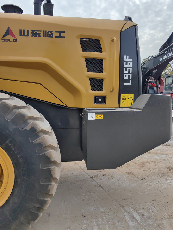SDLG 956F - Wheel loader: gambar 5 SDLG 956F - Wheel loader: gambar 5