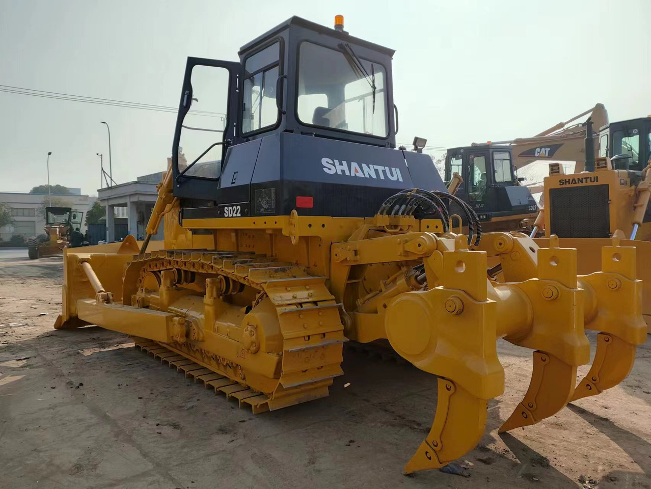 SHANTUI SD22 SD 22 32 16 - Bulldozer: gambar 3 SHANTUI SD22 SD 22 32 16 - Bulldozer: gambar 3
