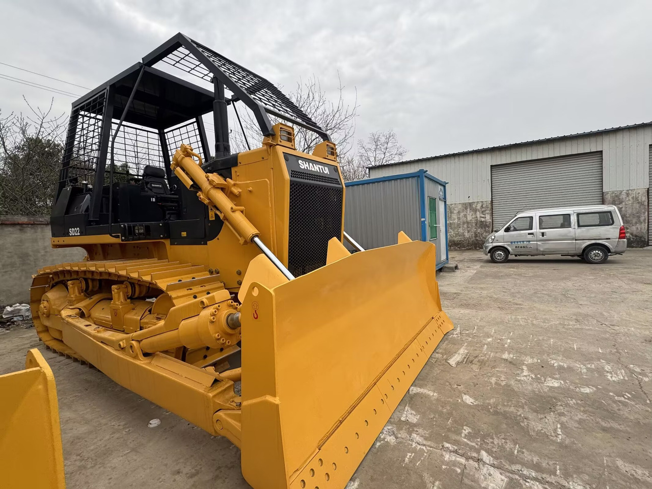 SHANTUI SD22F FORESTRY VERSION WITH WINCH - Bulldozer: gambar 2 SHANTUI SD22F FORESTRY VERSION WITH WINCH - Bulldozer: gambar 2