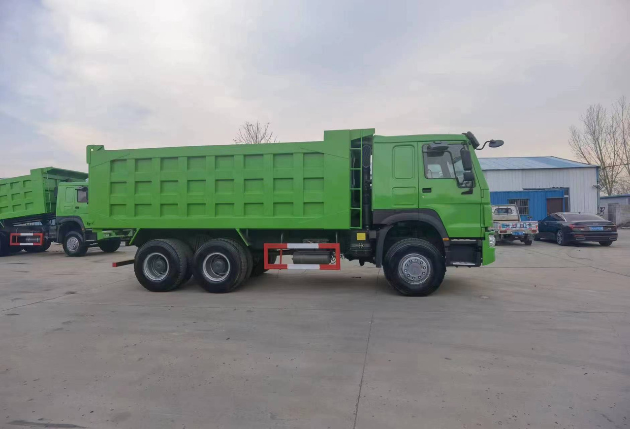 SINOTRUK HOWO 371 375 380 400 420 6*4 DUMP TRUCK - Truk jungkit: gambar 4 SINOTRUK HOWO 371 375 380 400 420 6*4 DUMP TRUCK - Truk jungkit: gambar 4