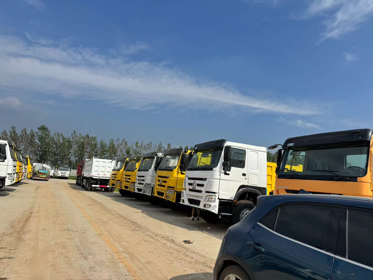 SINOTRUK HOWO 6*4 371 375 380 400 420 6×4 - Truk jungkit: gambar 5 SINOTRUK HOWO 6*4 371 375 380 400 420 6×4 - Truk jungkit: gambar 5