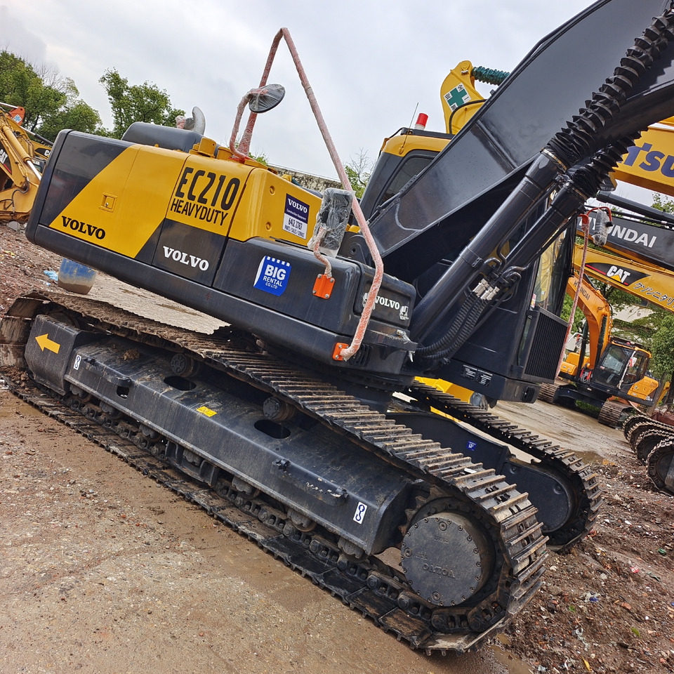 Ekskavator perayap VOLVO EC210 EC210D EC210B: gambar 9