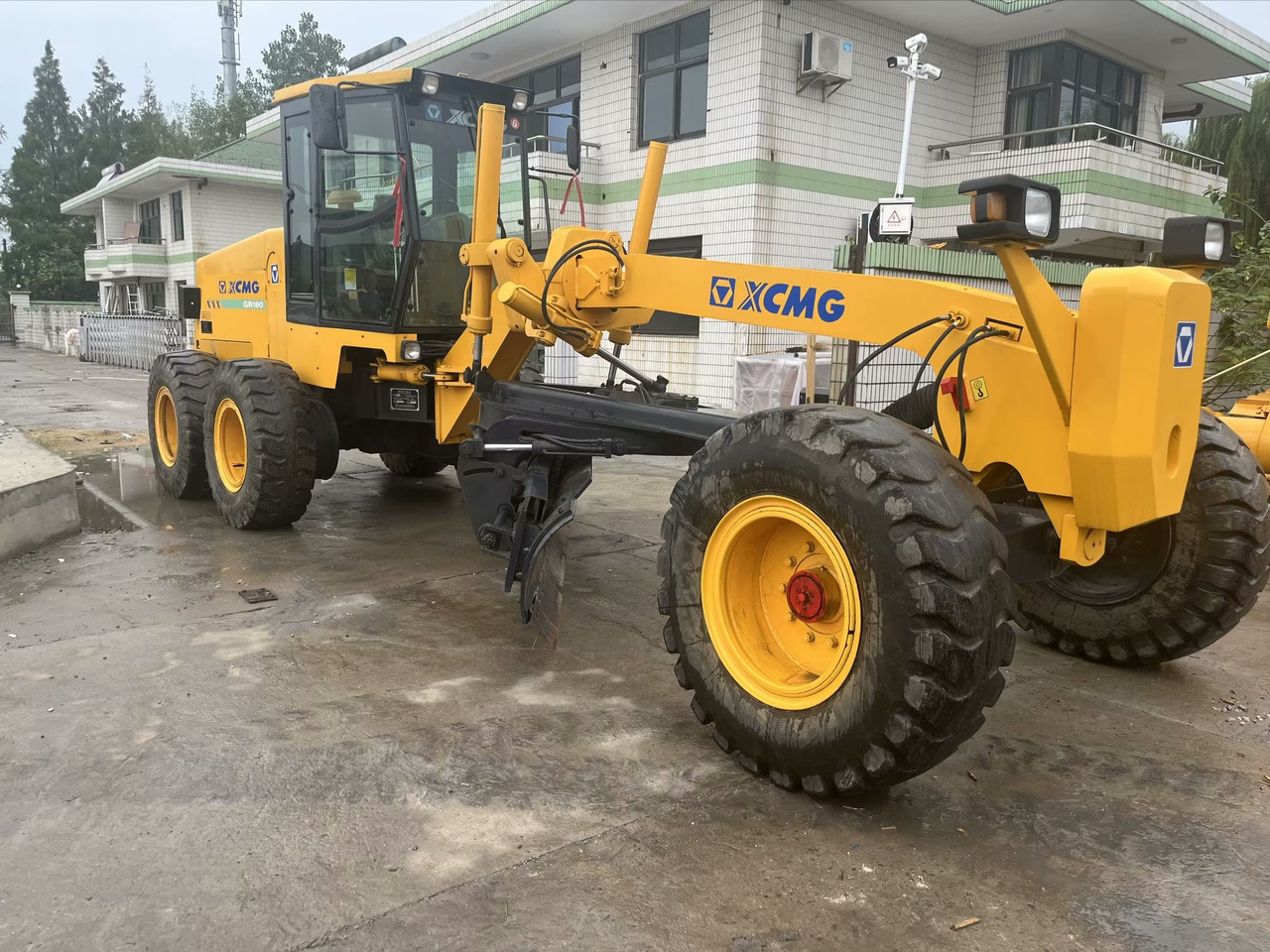 XCMG GR180 - Grader: gambar 4 XCMG GR180 - Grader: gambar 4