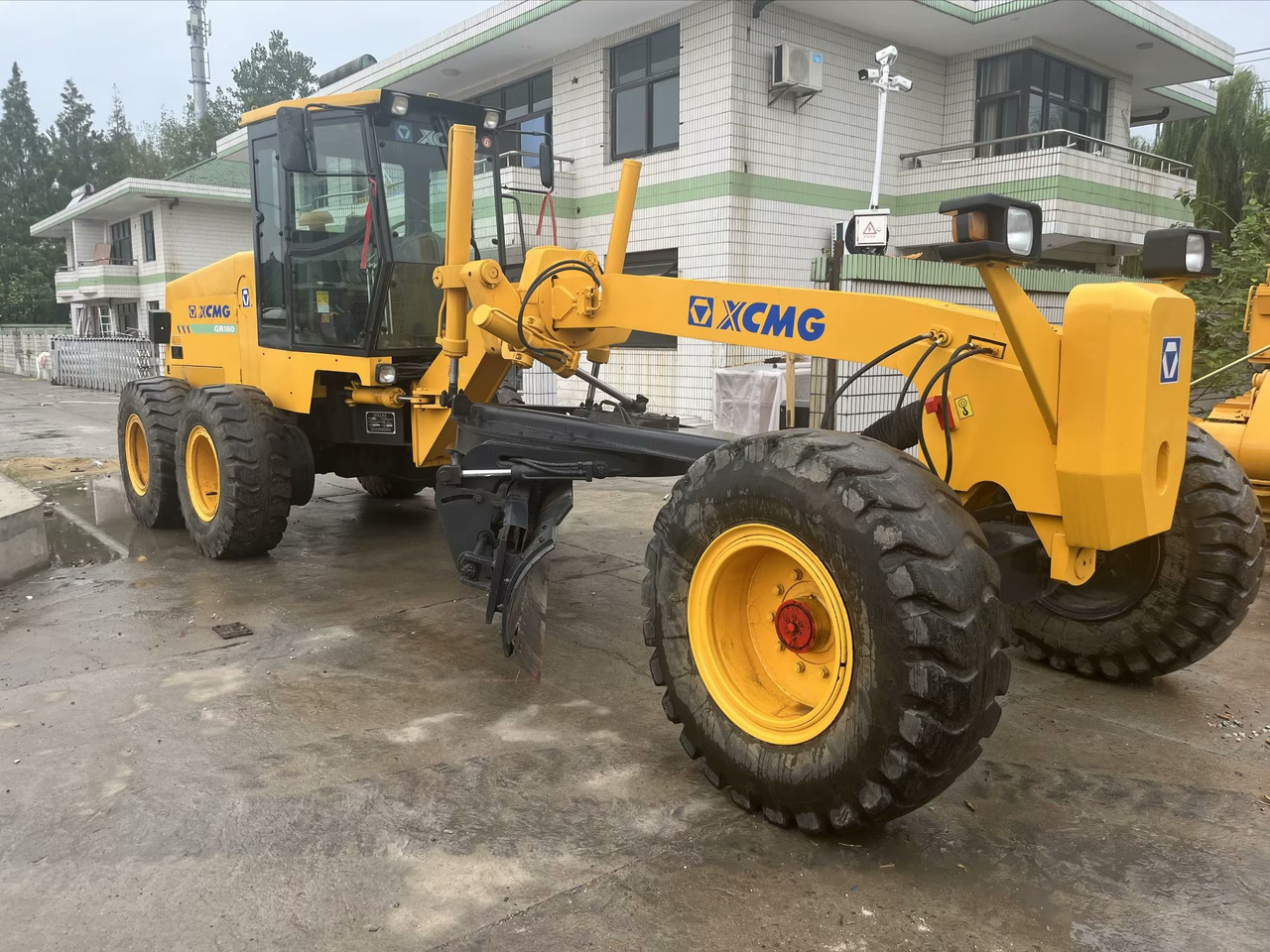 XCMG GR180 - Grader: gambar 5 XCMG GR180 - Grader: gambar 5