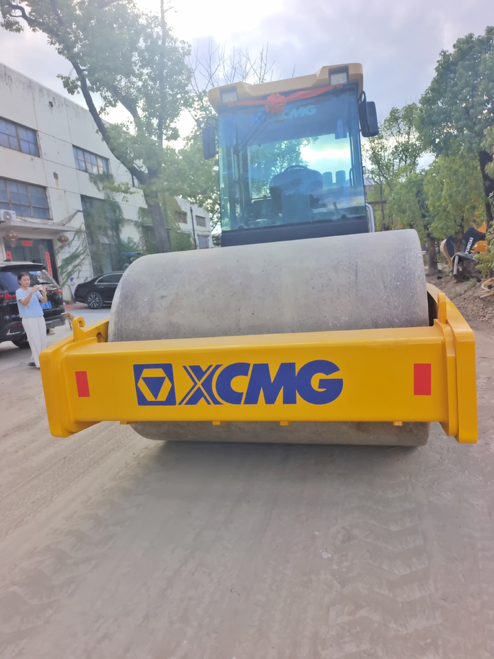 XCMG XS 223J - Roller jalan: gambar 3 XCMG XS 223J - Roller jalan: gambar 3