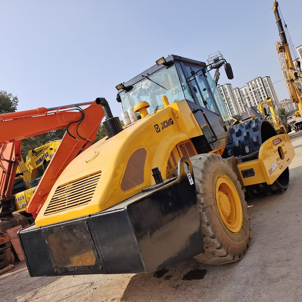 XCMG XS223J - Roller jalan: gambar 5 XCMG XS223J - Roller jalan: gambar 5