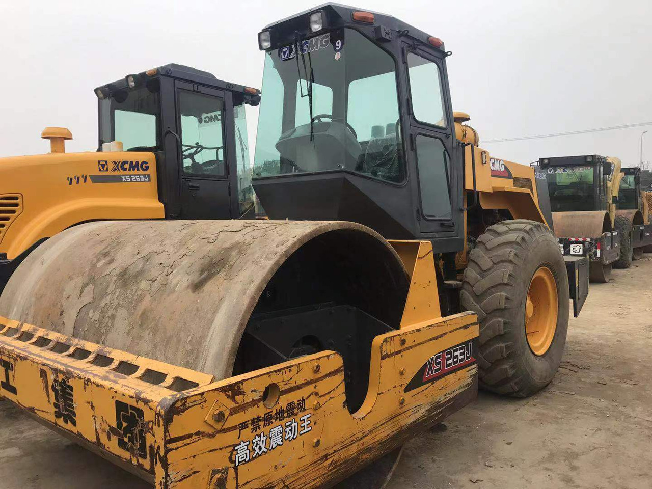XCMG XS263J - Roller jalan: gambar 5 XCMG XS263J - Roller jalan: gambar 5