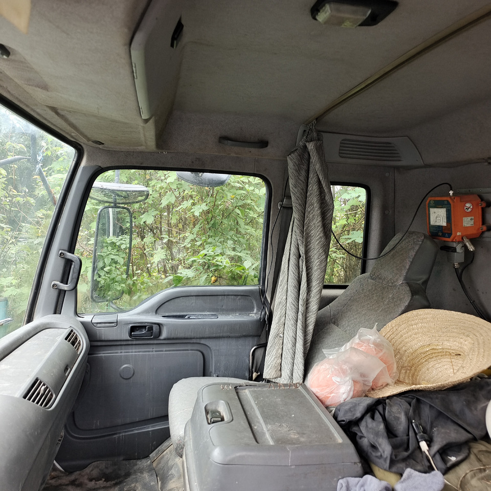 ZOOMLION ZLJ5336THBSE 47 METER PUMP TRUCK - Truk pompa beton: gambar 4 ZOOMLION ZLJ5336THBSE 47 METER PUMP TRUCK - Truk pompa beton: gambar 4