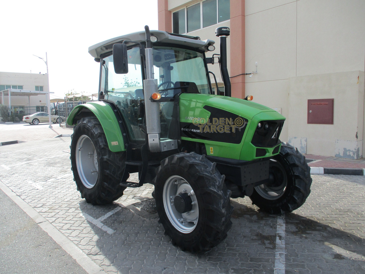 DEUTZ 6110.4W - Traktor: gambar 1 DEUTZ 6110.4W - Traktor: gambar 1