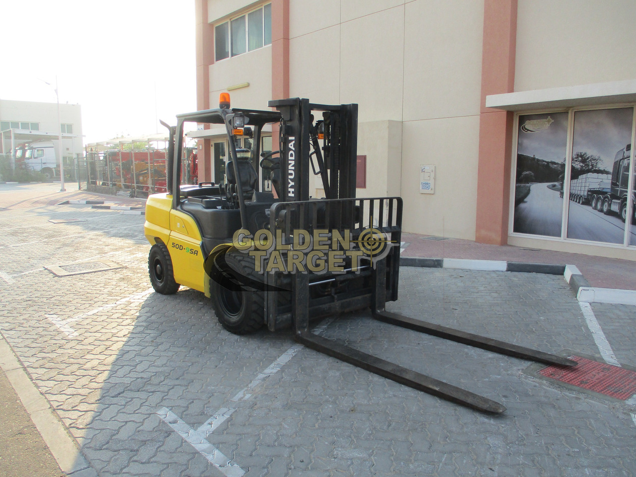 HYUNDAI 50D-9SA Forklift - Forklift diesel: gambar 1 HYUNDAI 50D-9SA Forklift - Forklift diesel: gambar 1