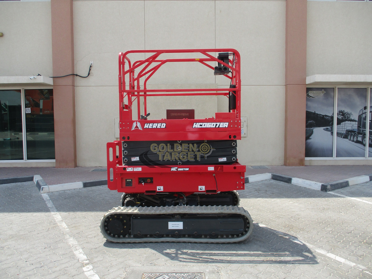 Hered HC0607EA Auto Level Crawler Scissor Lift - Scissor lifts: gambar 5 Hered HC0607EA Auto Level Crawler Scissor Lift - Scissor lifts: gambar 5